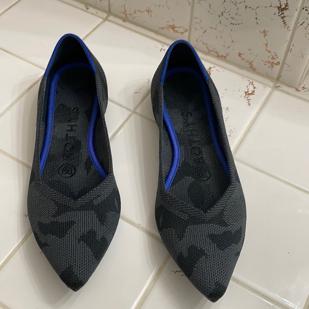 Rothy’s Camouflage Dark Grey size 6 like new!